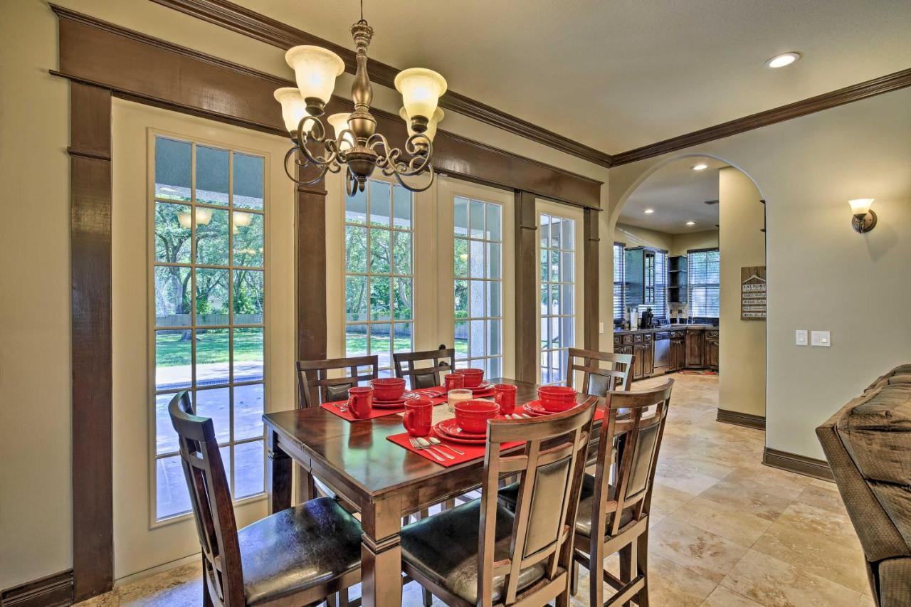 Tampa Oasis With Pool About 7 Mi To Busch Gardens! Villa Екстериор снимка