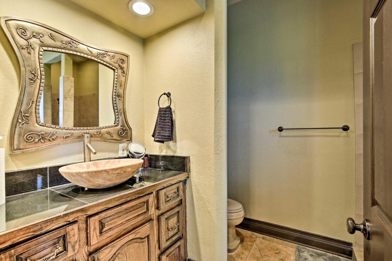 Tampa Oasis With Pool About 7 Mi To Busch Gardens! Villa Екстериор снимка