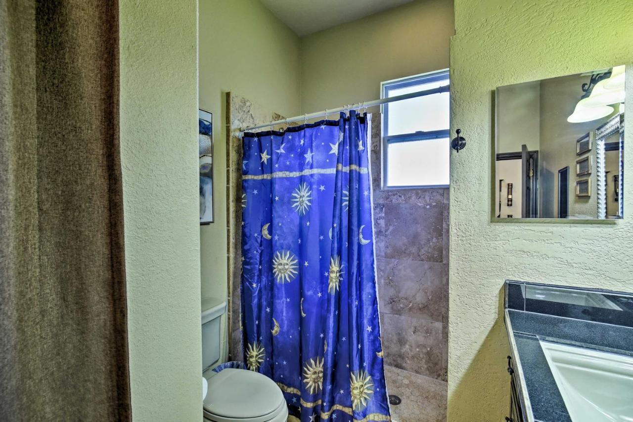 Tampa Oasis With Pool About 7 Mi To Busch Gardens! Villa Екстериор снимка