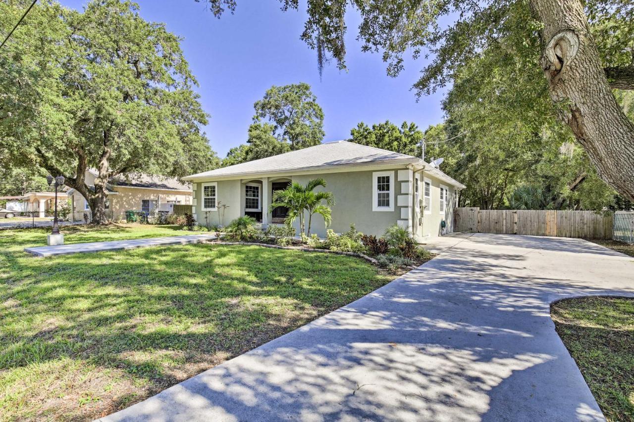 Tampa Oasis With Pool About 7 Mi To Busch Gardens! Villa Екстериор снимка